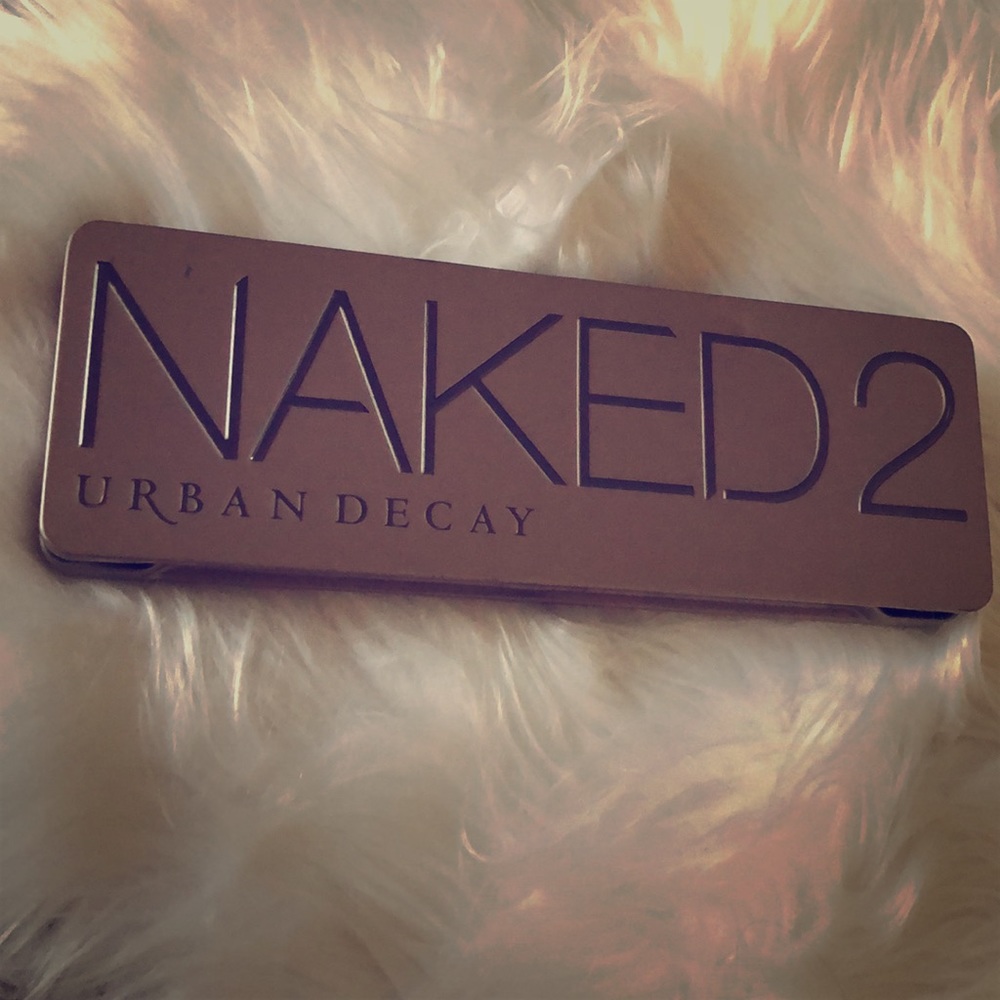 Naked 2 pallate